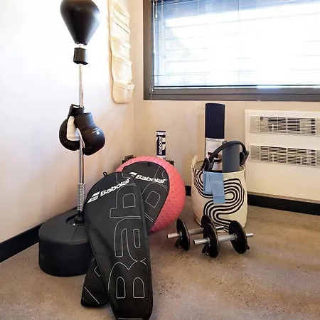 Βίλα Black Villa *
