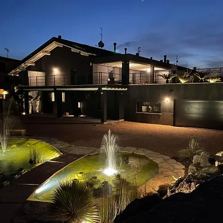 Black Villa Βίλα *