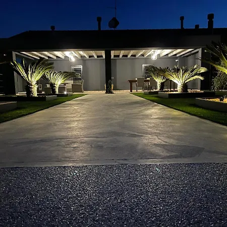 Black Villa Lonato