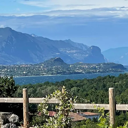 Black Villa Βίλα Lonato